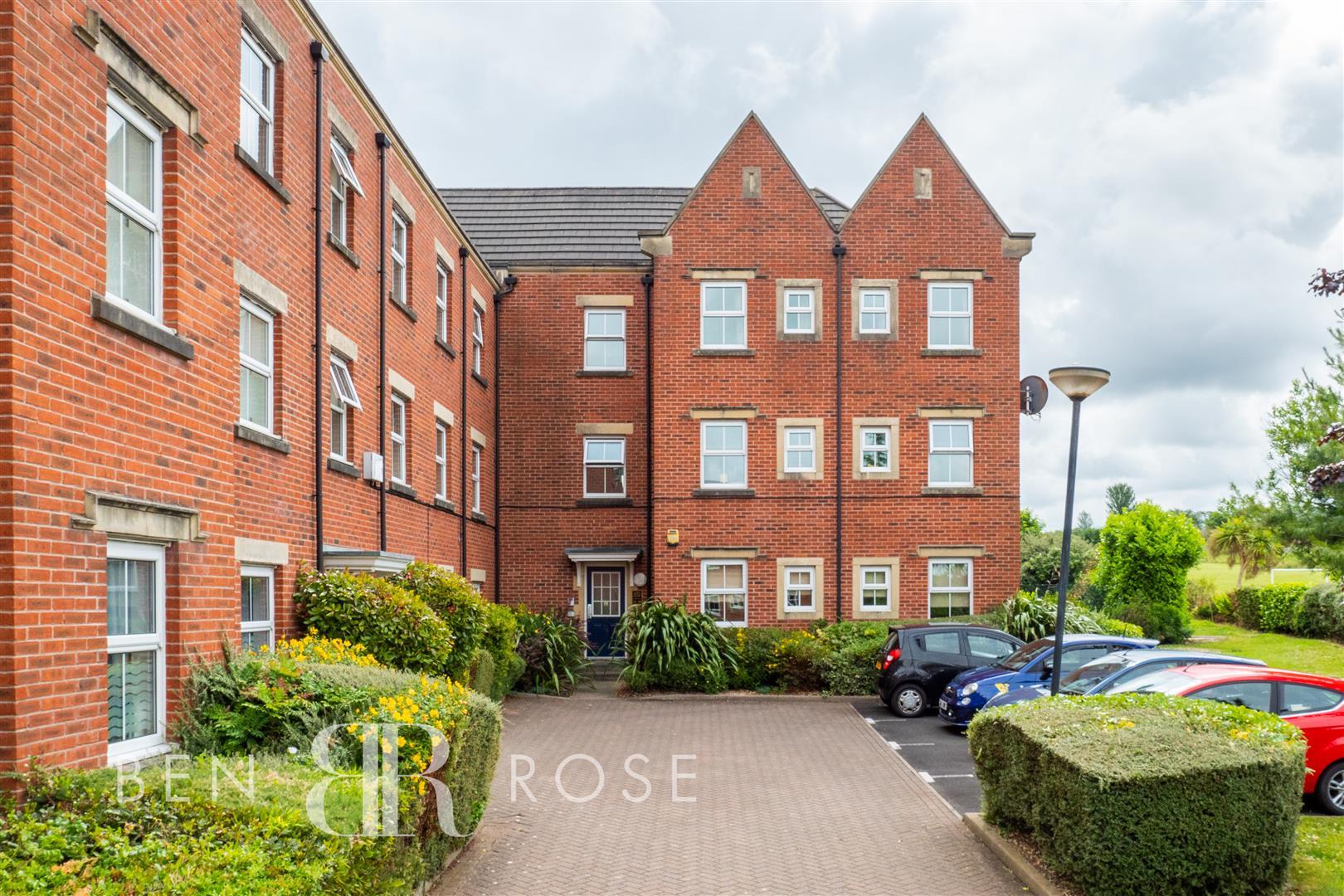 2 bed property in Alma Wood Close, Chorley